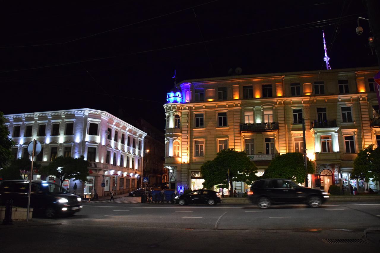 Rustaveli Modern Apartment Center Of Tbilisi Exterior foto