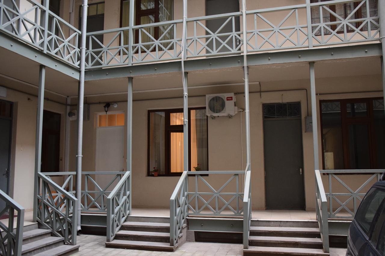 Rustaveli Modern Apartment Center Of Tbilisi Exterior foto